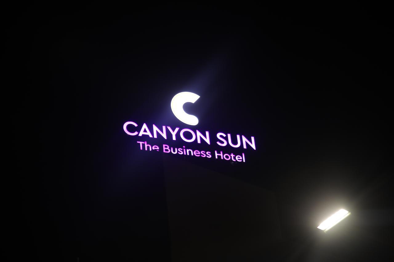 Canyon Sun Ченнаї Екстер'єр фото
